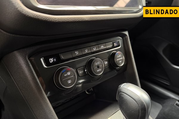 VOLKSWAGEN Tiguan 1.4 250 TSI TOTAL FLEX ALLSPACE TIPTRONIC 2018/2019